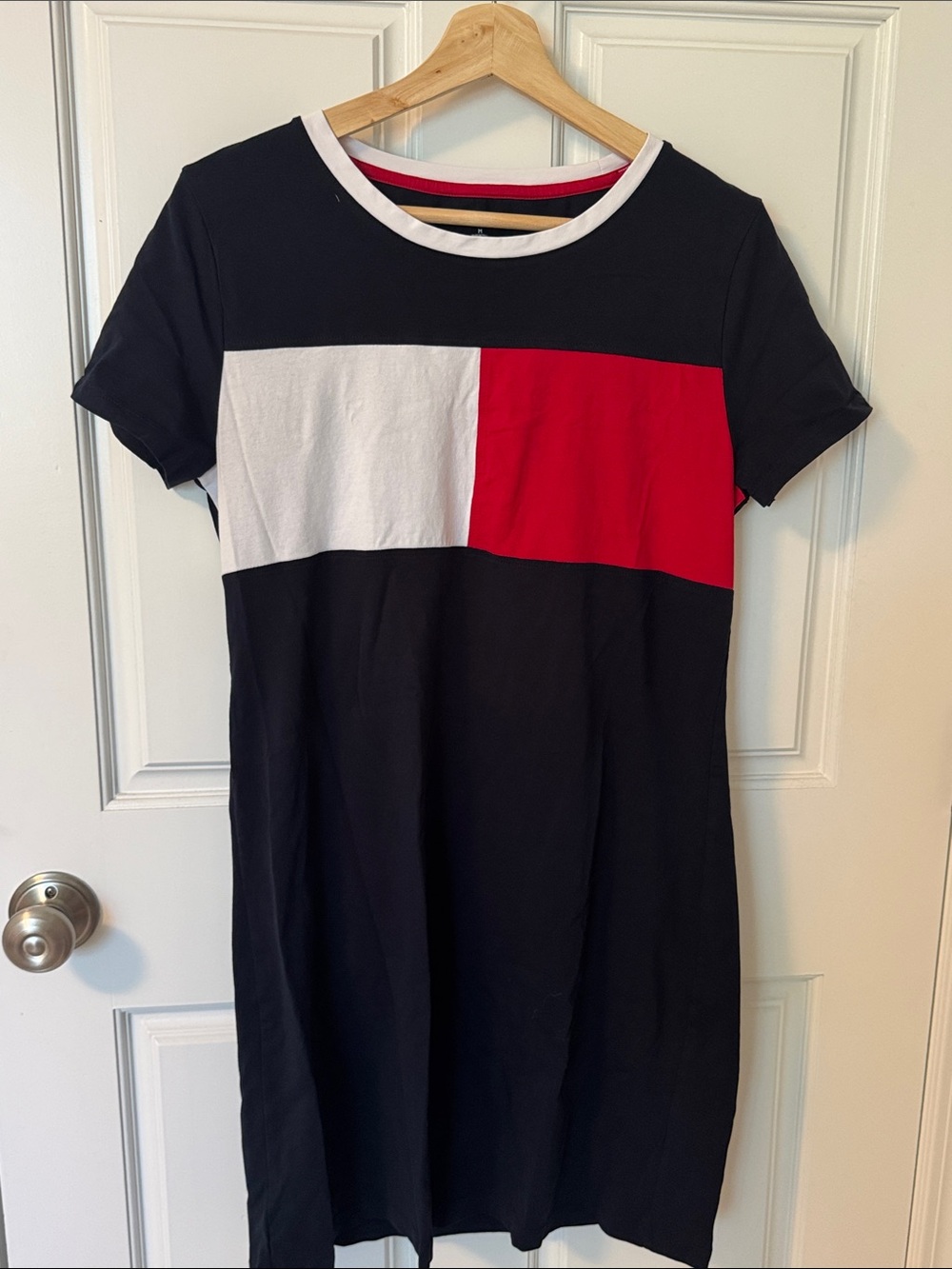 Tommy Hilfiger Black, White & Red Colorblock Short Sleeve Dress